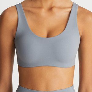 NWOT - Oysho Compression sports bra in dark blue